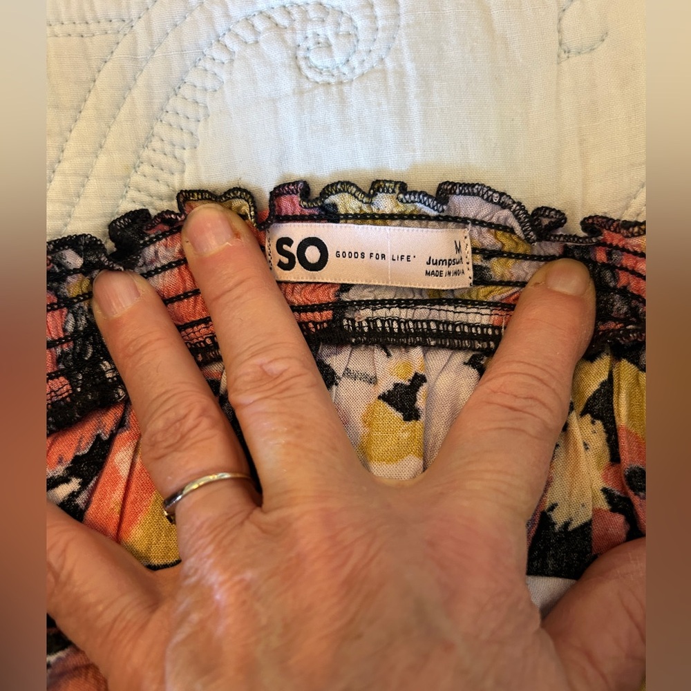 SO “Good for Life” Smocked top - jumpsuit - M - Picture 4 of 4